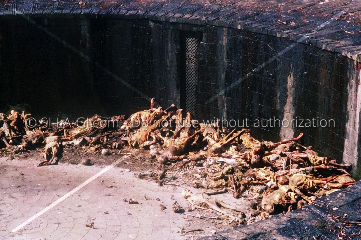 Tower of silence / A Csend Tornya - C-print - 1999